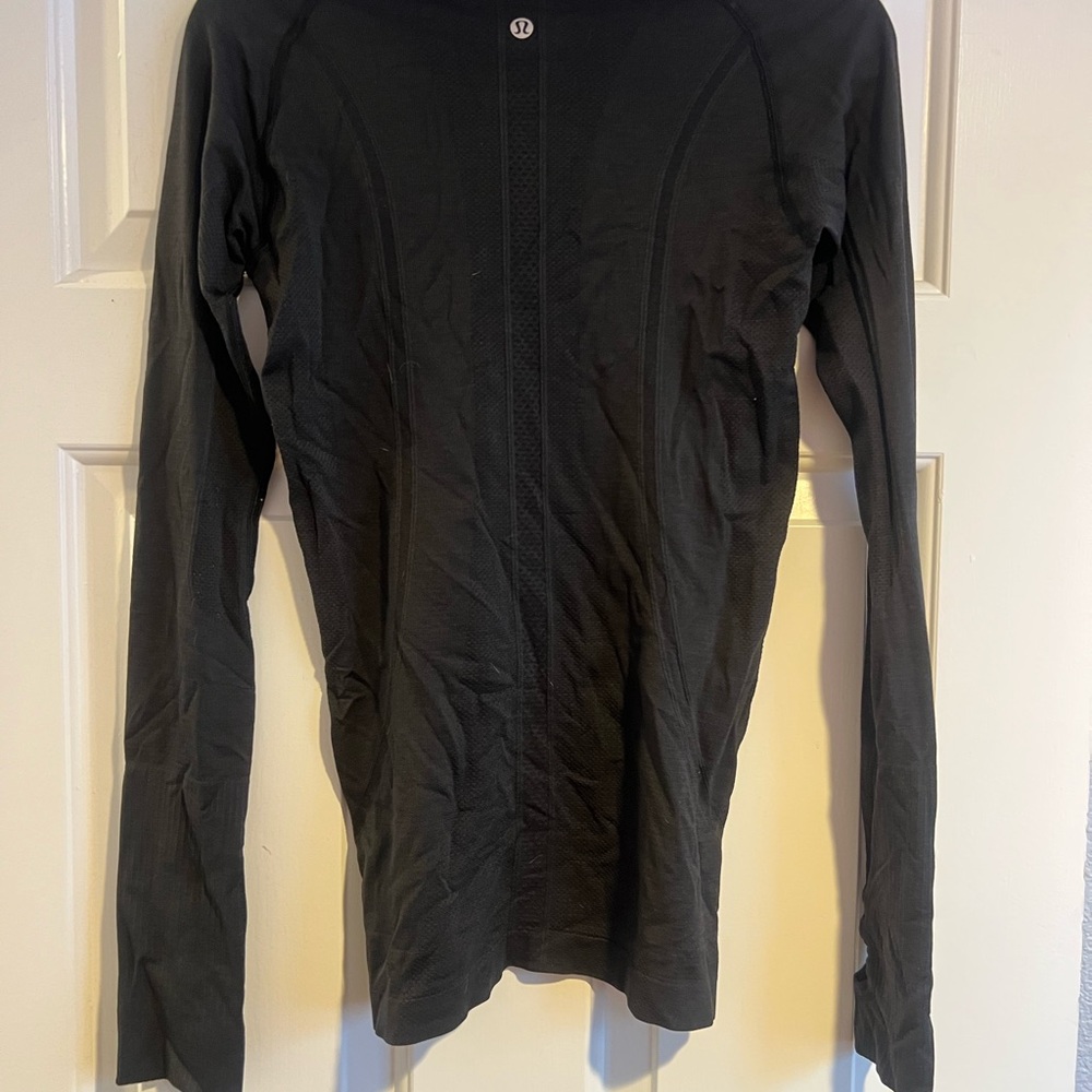 Lululemon Athletica Dark Gray Long Sleeve Shirt